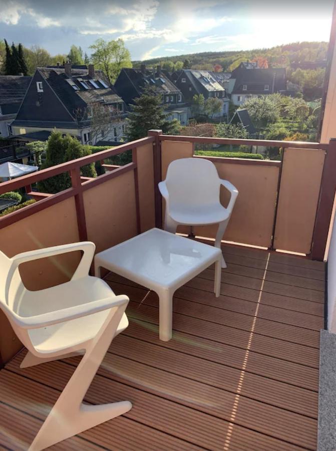 Fewo "Rabennest " Gemuetliche Wohnung Nahe Rabensteinklinikum - Kein Separates Schlafzimmer, Studiowohnung Кемниц Екстериор снимка